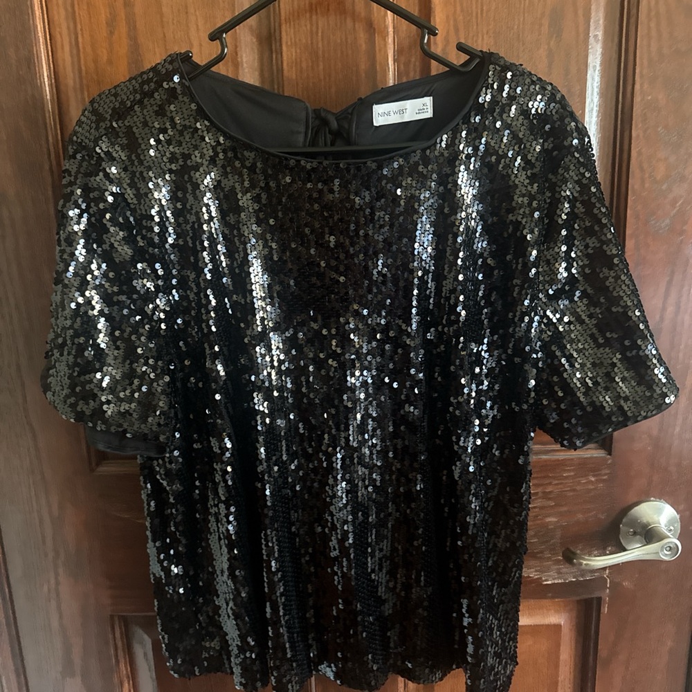 Nine West Sparkling Black Sequin Short Sleeve Top